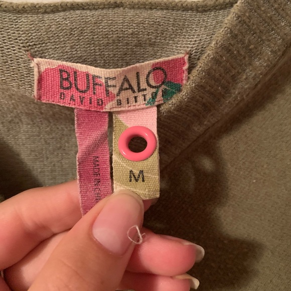 long sleeve shirt from Buffalo it’s a size medium - Picture 3 of 3